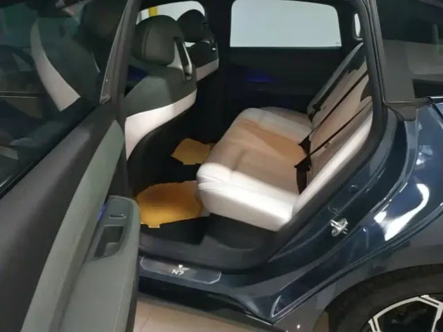 Nissan N7 — Фото автомобиля 16