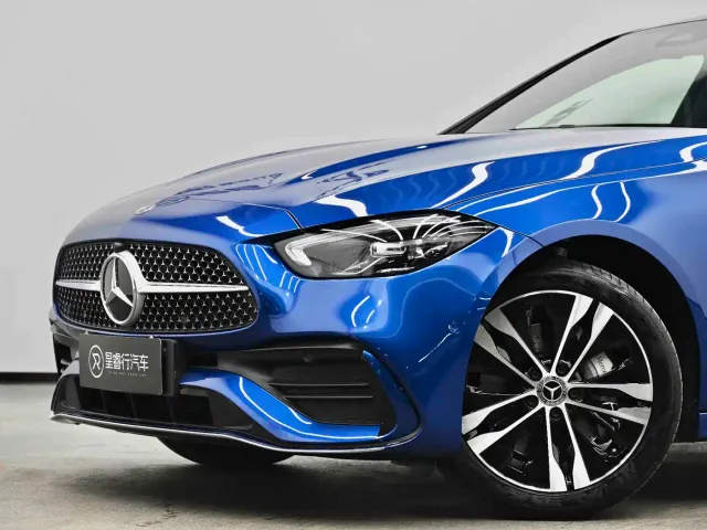 Mercedes-Benz C-Class — Фото автомобиля 22