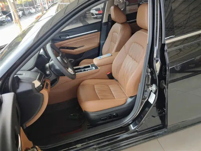 Nissan Teana — Фото автомобиля 14