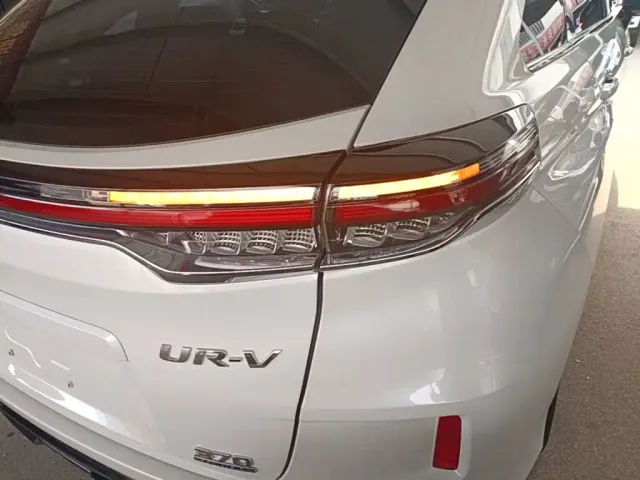 Honda UR-V — Фото автомобиля 7
