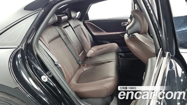 Hyundai Ioniq6 — Фото автомобиля 10