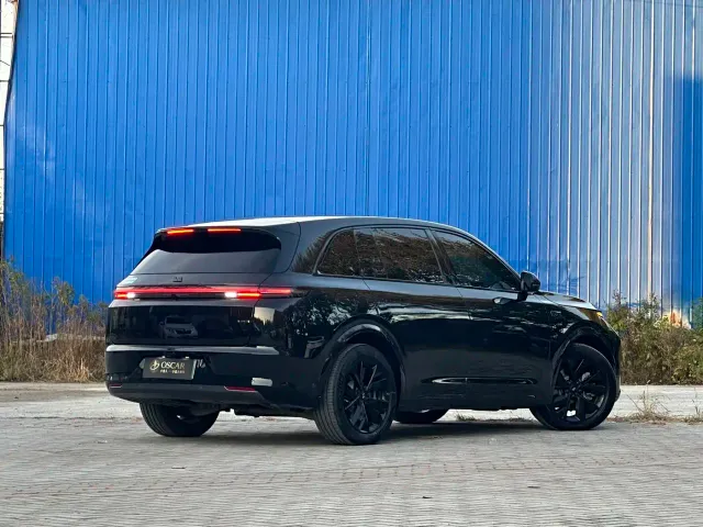 Li Auto L7 — Фото автомобиля 6