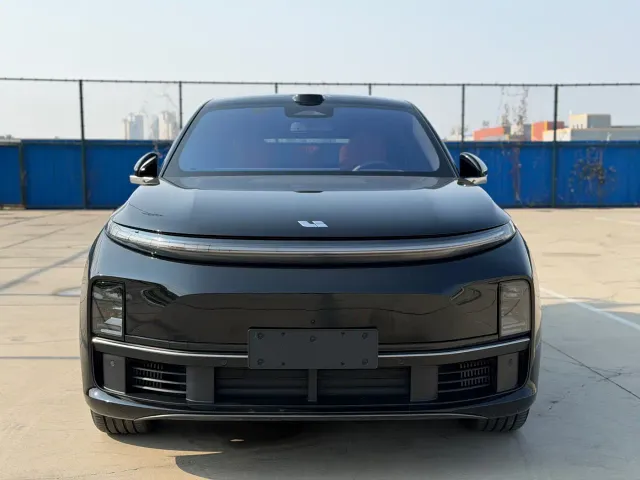 Li Auto L7 — Фото автомобиля 2