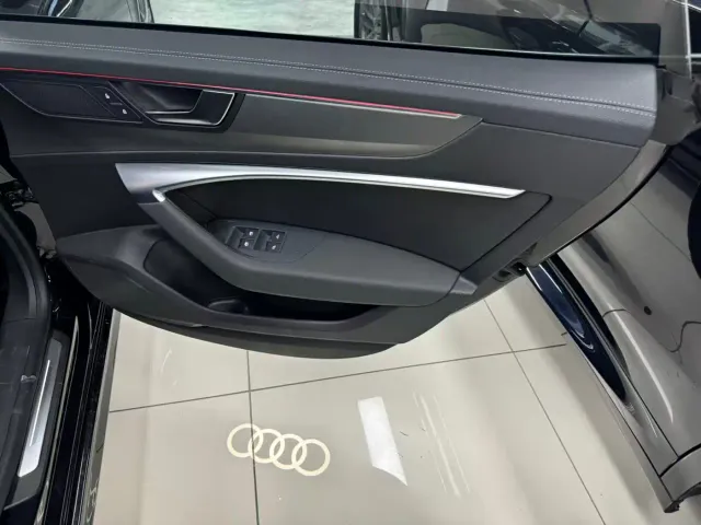 Audi Audi A7L 2024 45TFSI S-line Dream Edition Crystal Package — Фото автомобиля 10
