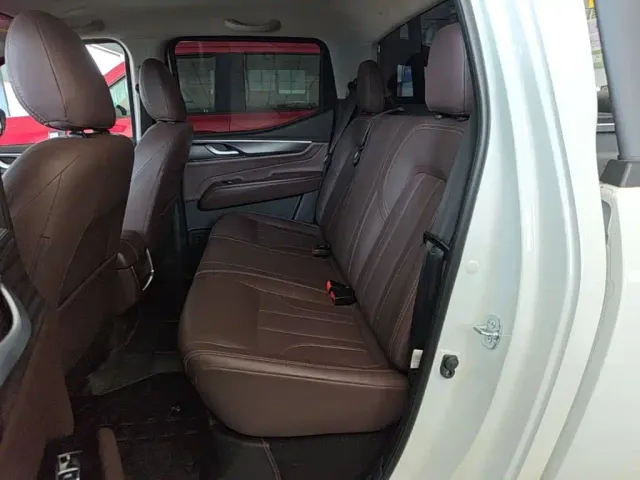 Dongfeng Rich 7 — Фото автомобиля 16