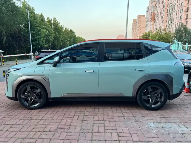 Aion AION Y 2022 Plus 70 Tech Edition — Фото автомобиля 5