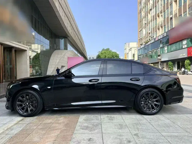 Cadillac CT5 — Фото автомобиля 12