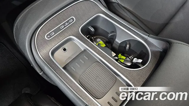 Hyundai Palisade Palisade (LX3) Бензин 2.5T 4WD 7 мест — Фото автомобиля 25