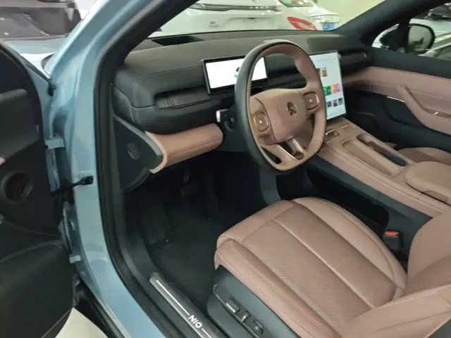 Nio EC6 — Фото автомобиля 15