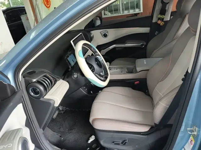 BYD Yuan PLUS — Фото автомобиля 14