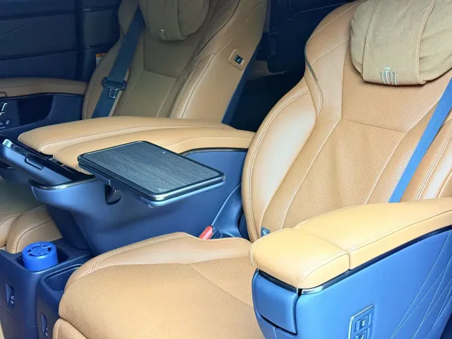 Toyota Vellfire — Фото автомобиля 10
