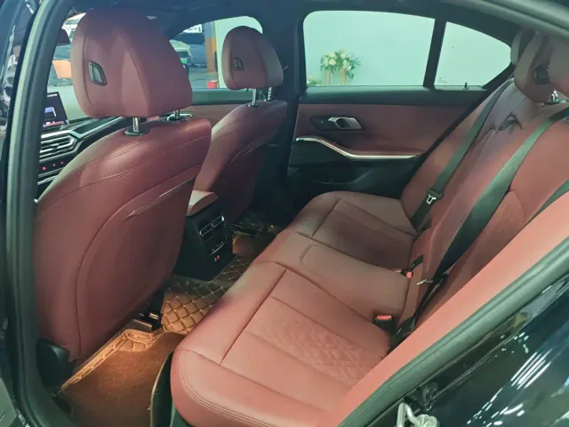 BMW 3 Series — Фото автомобиля 6