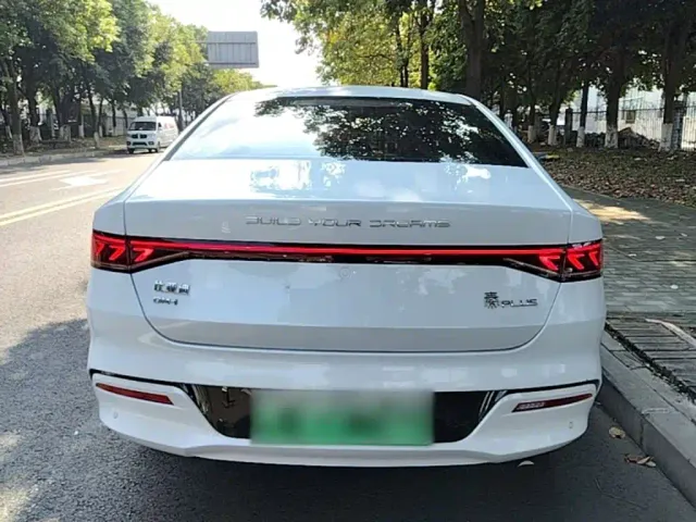BYD Qin PLUS — Фото автомобиля 5