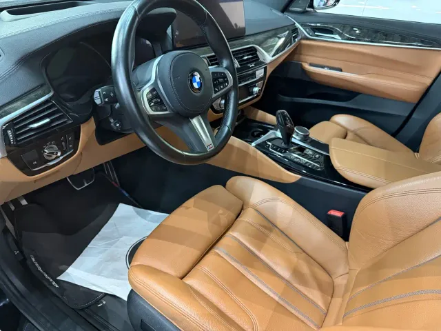 BMW 6 Series Gran Turismo — Фото автомобиля 9