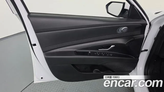 Hyundai Avante CN7 — Фото автомобиля 13