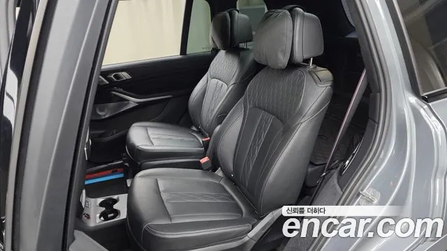 BMW X7 G07 — Фото автомобиля 18