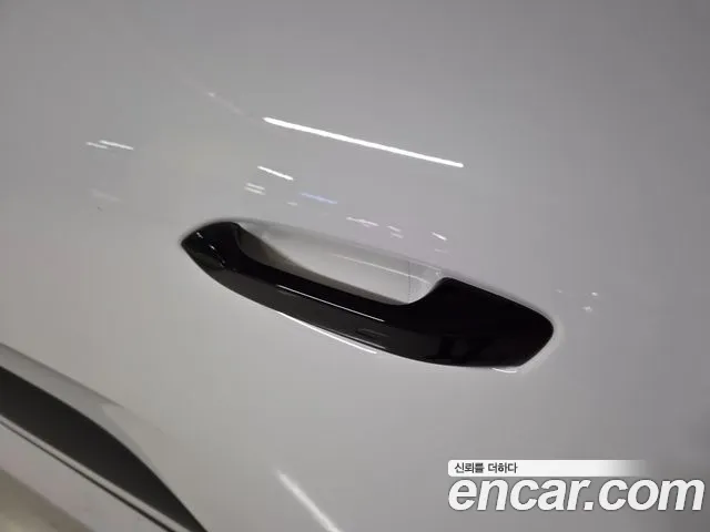 Porsche Macan — Фото автомобиля 11