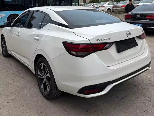 Nissan Sylphy — Фото автомобиля 10