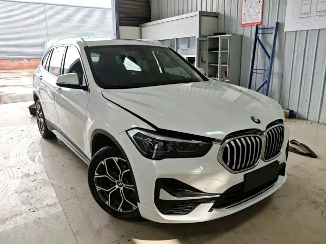 BMW X1 — Фото автомобиля 3