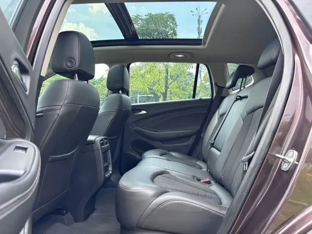 Buick Envision Plus — Фото автомобиля 13