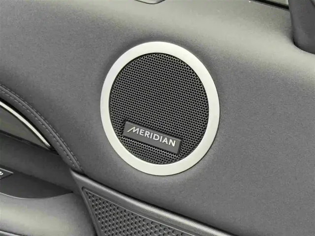 Land Rover Discovery — Фото автомобиля 16