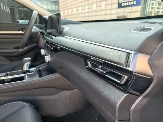 Nissan Teana — Фото автомобиля 13