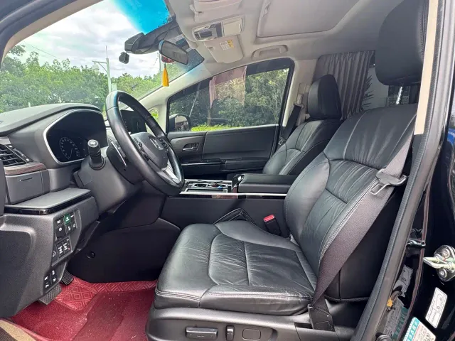 Honda Odyssey — Фото автомобиля 4