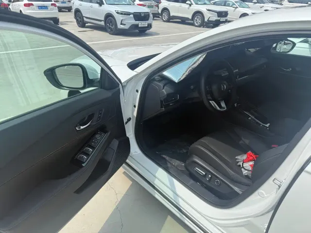 Honda Inspire — Фото автомобиля 3