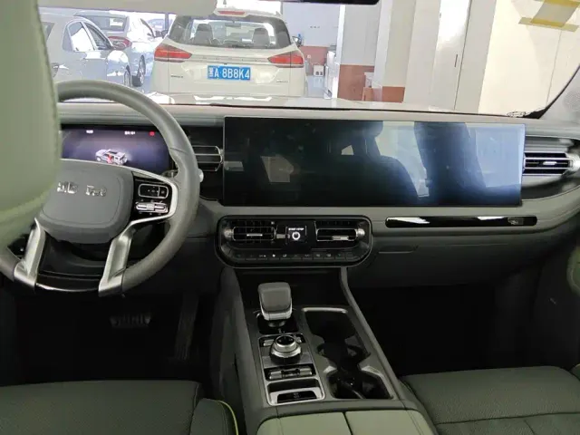 BAIC BJ40 — Фото автомобиля 12