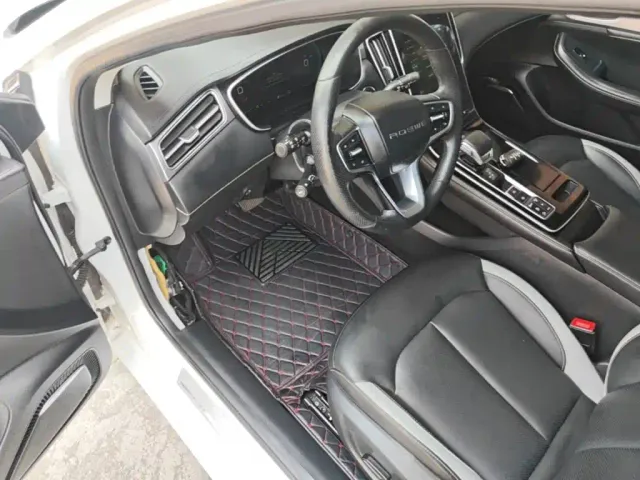 Roewe i6 MAX EV — Фото автомобиля 15