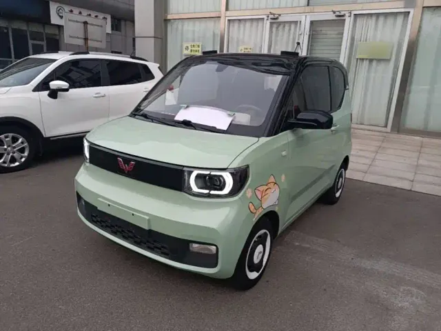 Фотография автомобиля — Wuling Hongguang Mini EV