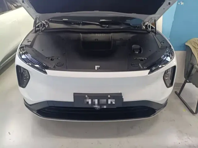 Nio ES6 — Фото автомобиля 19