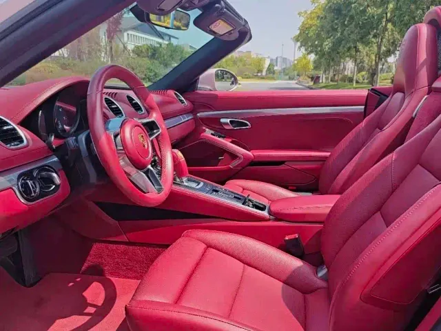 Porsche 718 — Фото автомобиля 12