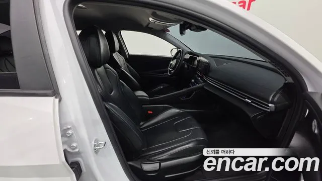 Hyundai Avante — Фото автомобиля 15