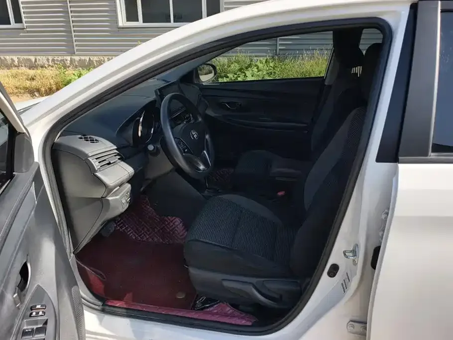 Toyota Vios FS 2022 1.5L 20th Anniversary Edition — Фото автомобиля 9