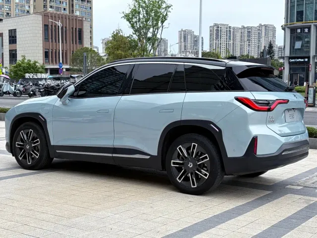 Nio ES6 — Фото автомобиля 3
