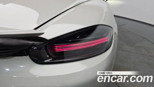 Porsche 718 — Фото автомобиля 23