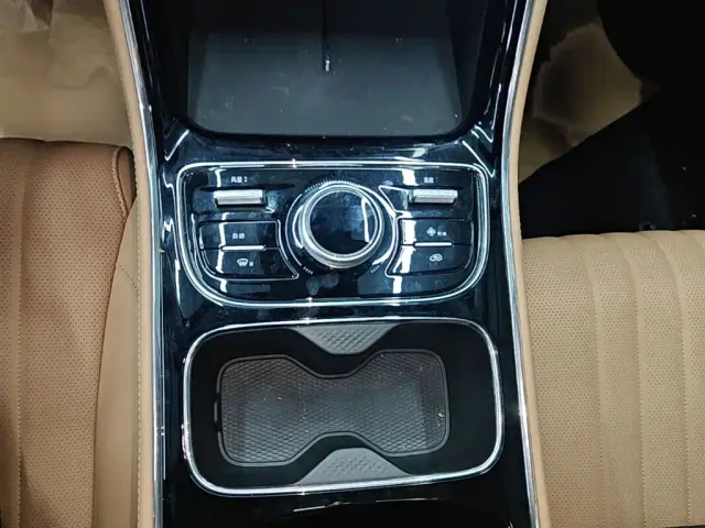Geely Galaxy Stellar 6 — Фото автомобиля 6