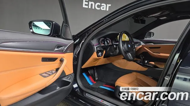 BMW 5 Series G30 — Фото автомобиля 15