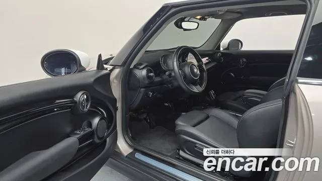 Mini Cooper Cooper Classic — Фото автомобиля 9