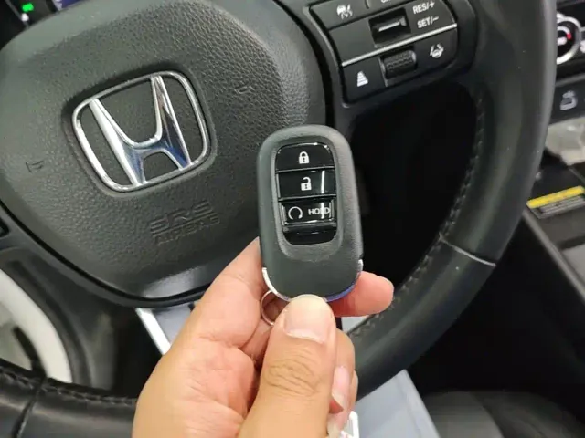 Honda CR-V — Фото автомобиля 8