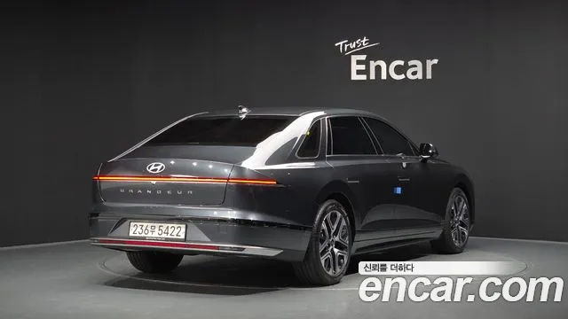 Hyundai Grandeur Grandeur (GN7) 2.5 Бензин 2WD — Фото автомобиля 2