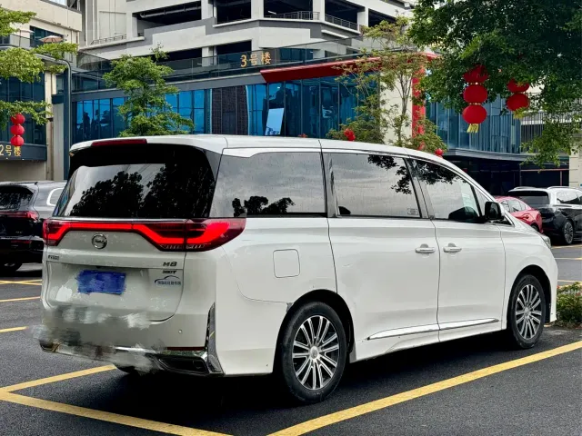 GAC Trumpchi M8 — Фото автомобиля 10
