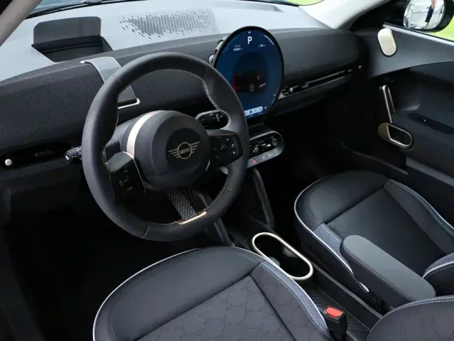 MINI Electric MINI ACEMAN — Фото автомобиля 7