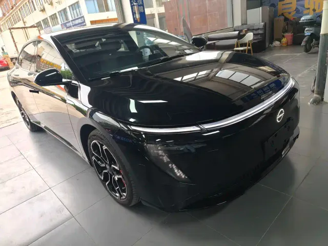 Nissan N7 — Фото автомобиля 2