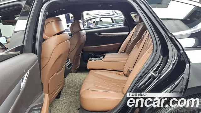Genesis G80 Бензин 2.5 турбо 2WD — Фото автомобиля 24
