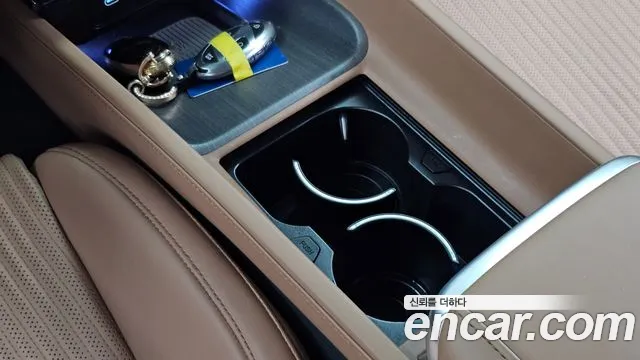 Hyundai Grandeur GN7 — Фото автомобиля 27