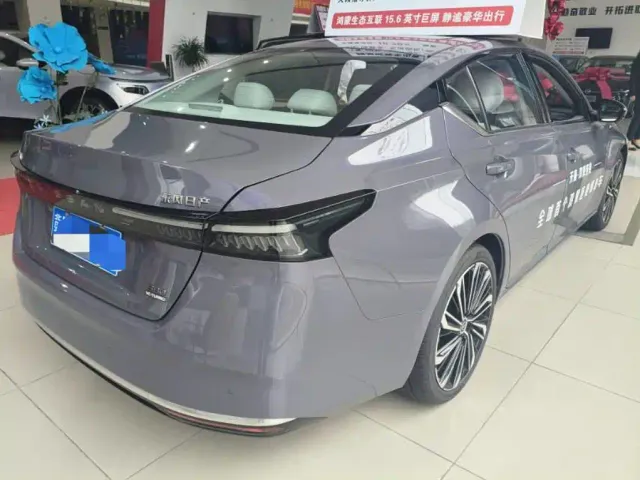 Nissan Teana — Фото автомобиля 7