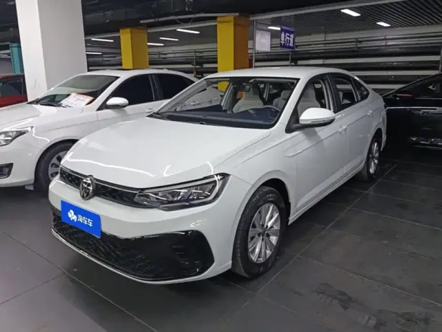 Фотография автомобиля — Volkswagen Lavida