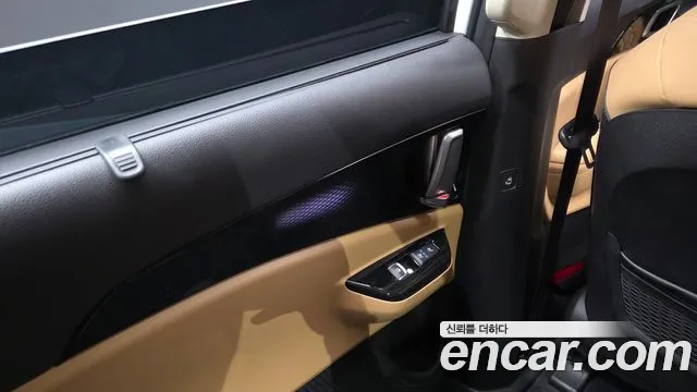 Kia Canival Carnival 4 поколение Бензин 7 мест Signature — Фото автомобиля 17
